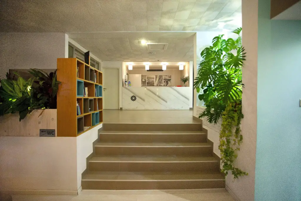 Ларнака: Costantiana Beach Hotel Apartments