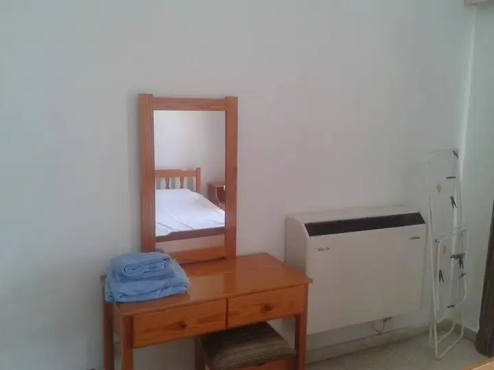 Пафос: Lefki Tree Tourist Apartments