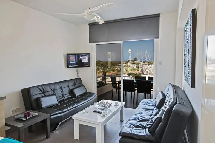 Протарас: Ithaki Apartments