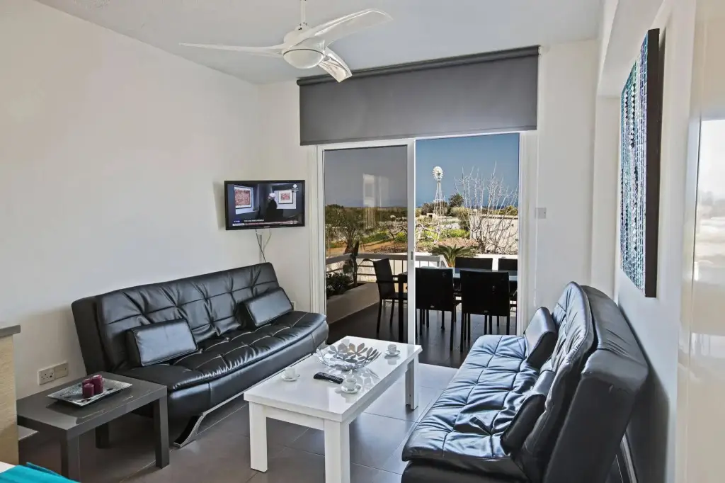 Протарас: Ithaki Apartments