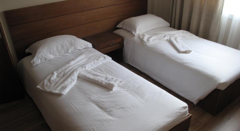 Какопетрия: Platinum Suites