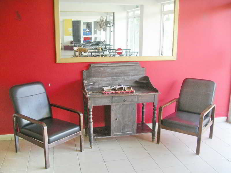 Полис Хрисохус: Renos Tourist Apartments