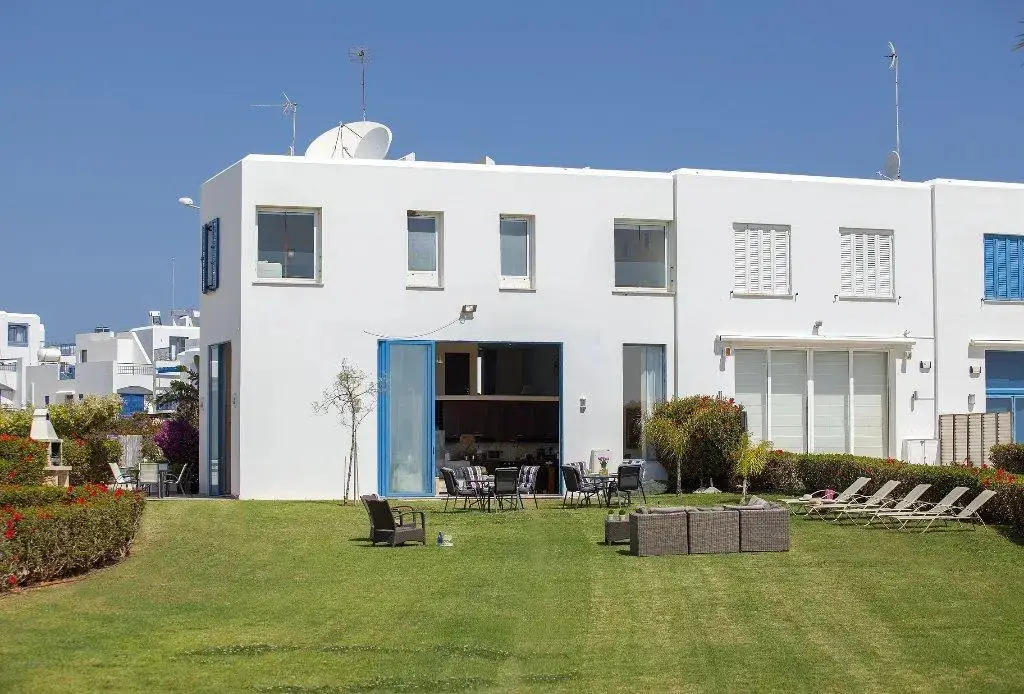 Протарас: Infinity Villa