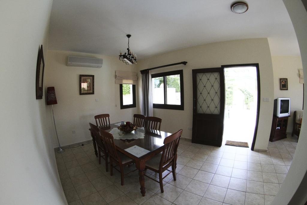 Писсури: Eve Pissouri Soultanina Villa