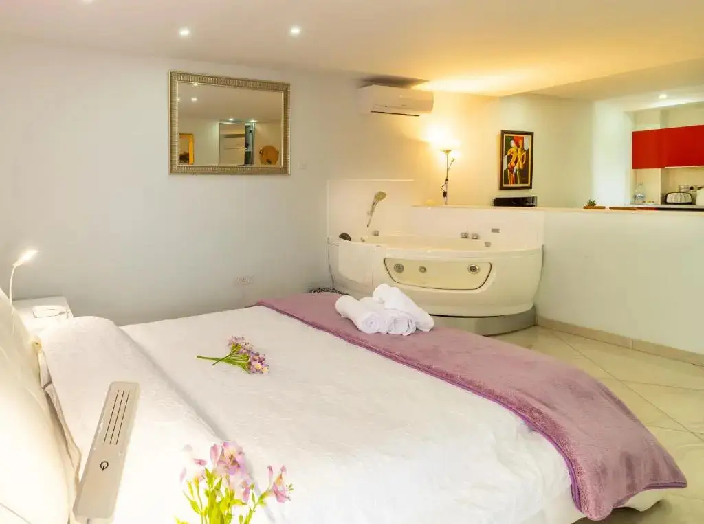 Ларнака: Mesogios House Suites