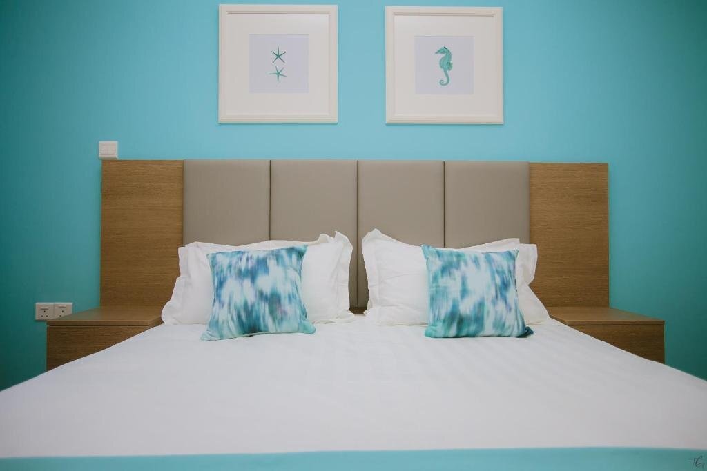 Скарину: Elya Beach Luxury Suites