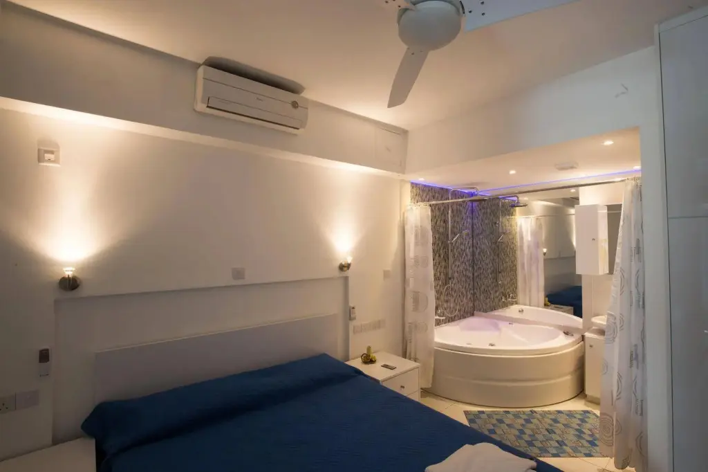 Айя-Напа: Nissi 49 Apartments
