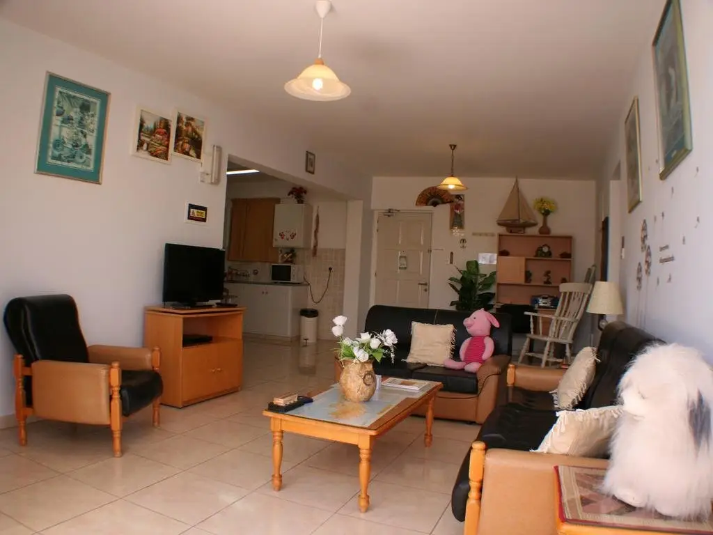 Пафос: Apollonia Holiday Apartments