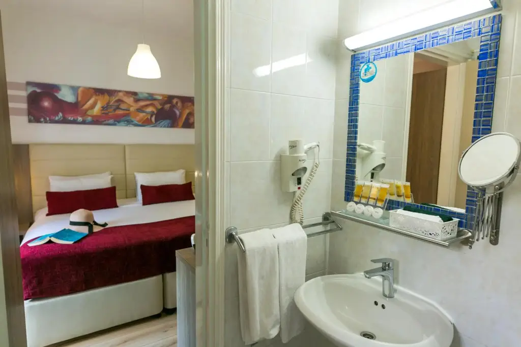 Героскипу: Fitos Inn Guest House