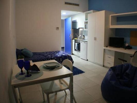Агиа-Варвара: UC Hall Residence