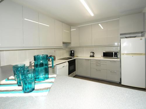 Лимассол: Santa Barbara Apartment