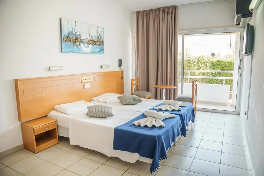 Айя-Напа: Cornelia Hotel