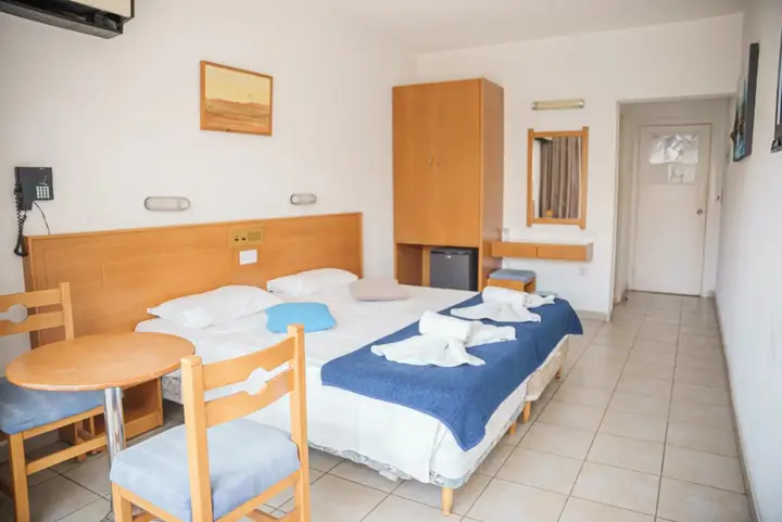 Айя-Напа: Cornelia Hotel
