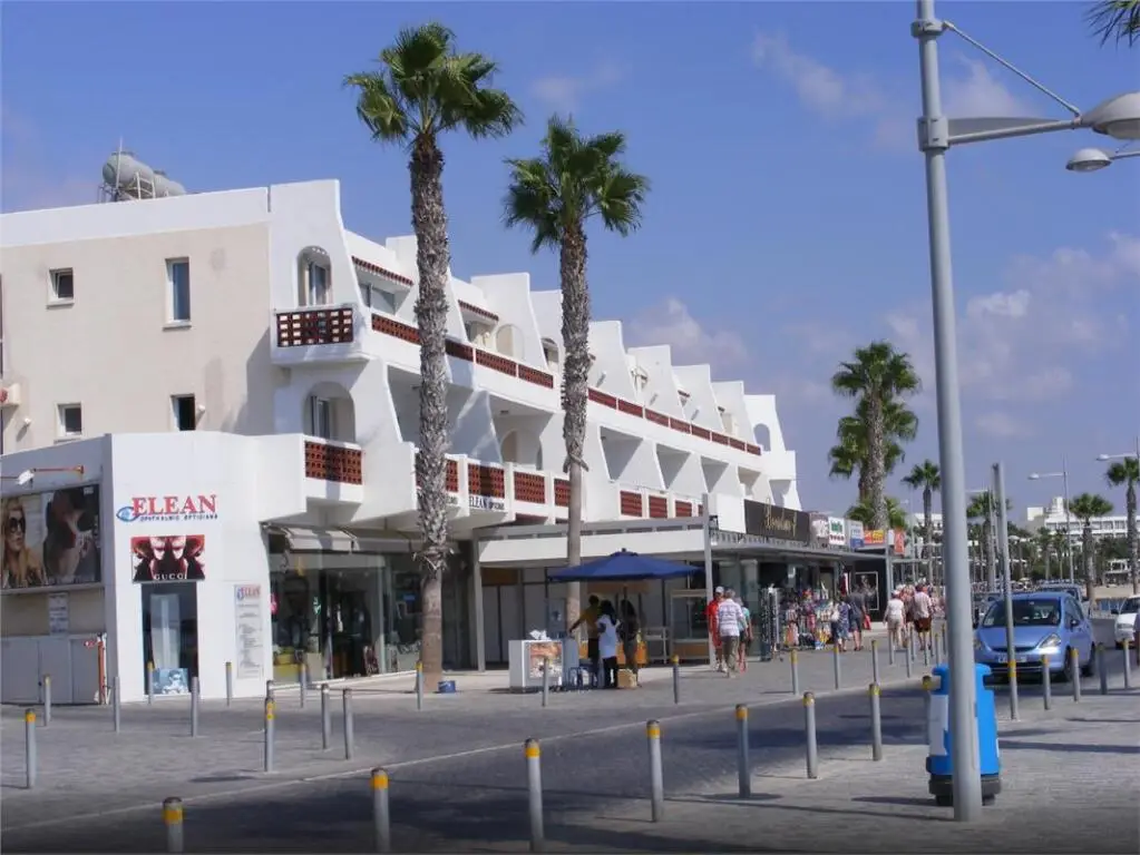 Пафос: Paphinia Sea View Apartments