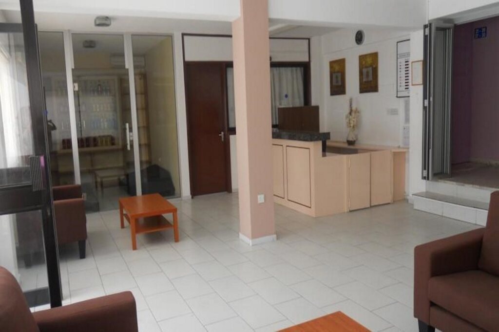 Айя-Напа: A. Maos Hotel Apartments