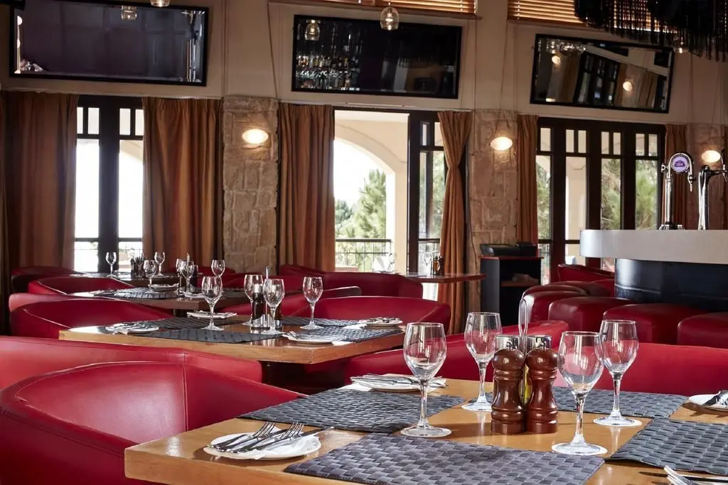 Куклия: Aphrodite Hills Rentals – Superior Villas