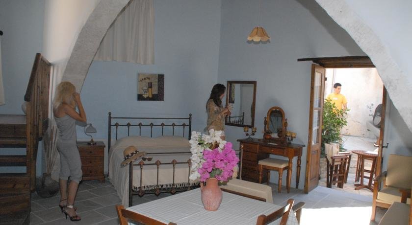 Скарину: Lito House