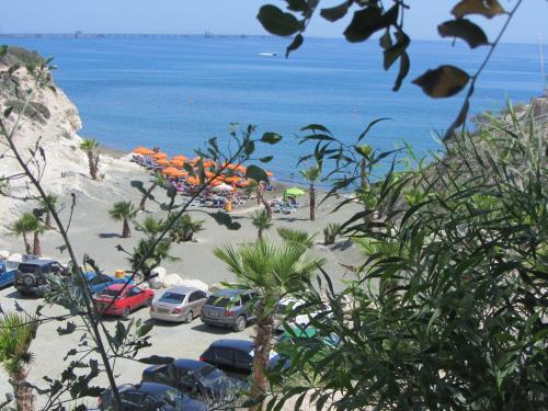 Масотос: Nikis Beach House