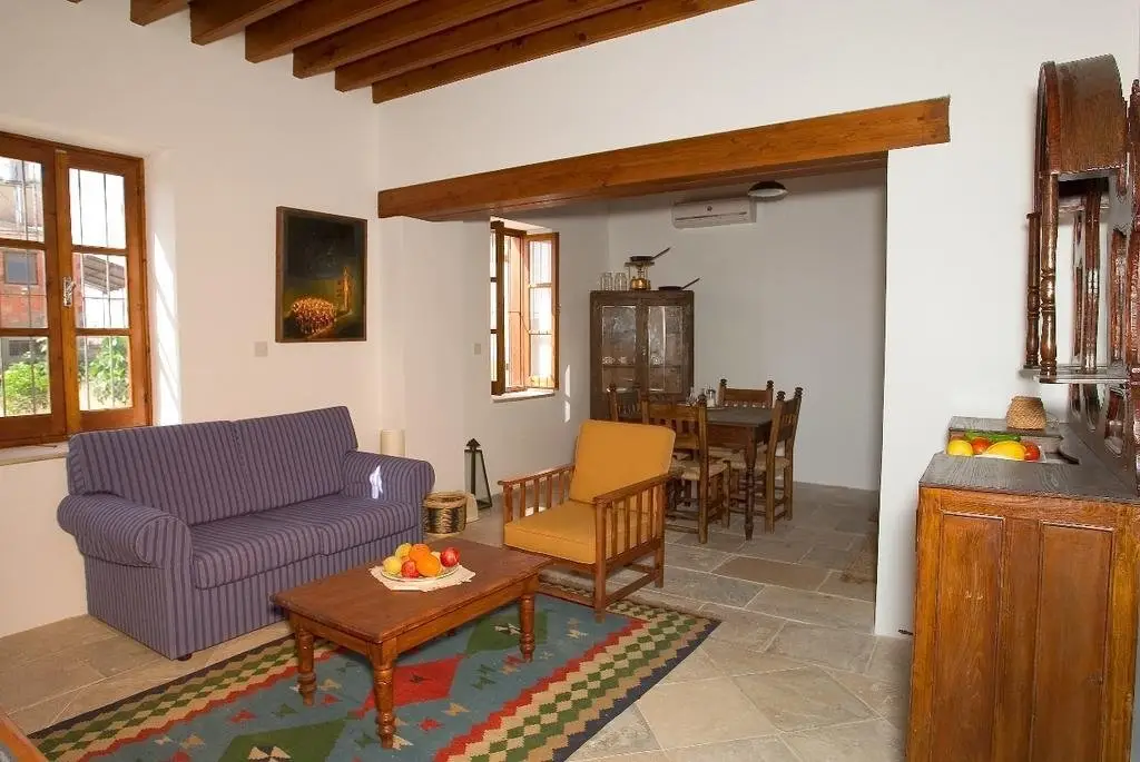Хирокития: Porfyrios Country House