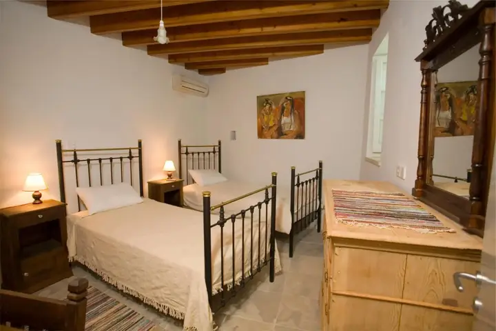 Скарину: Evkarpos Country House