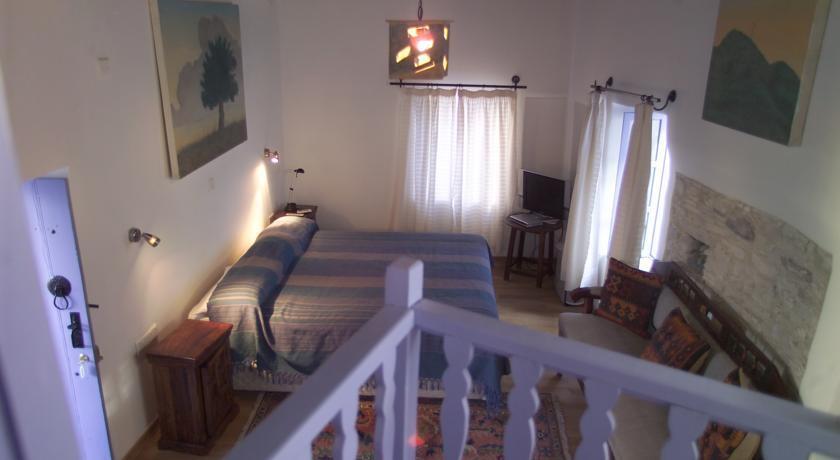 Калавасос: Sofronis House