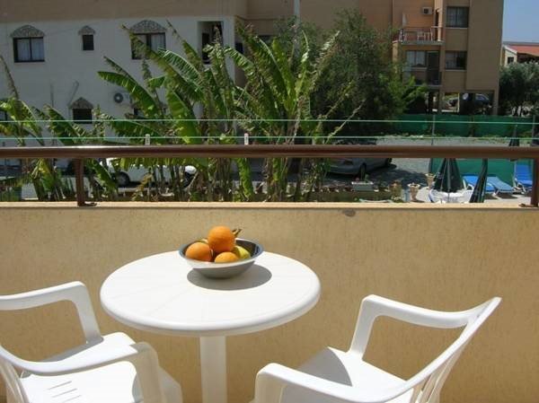 Лекара: Marios Apartments