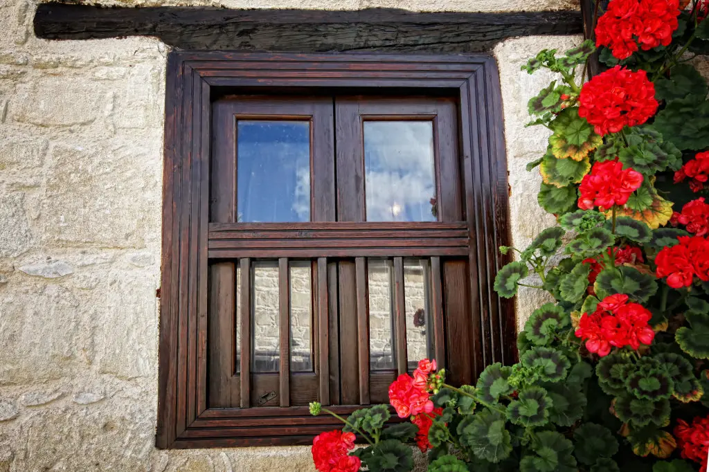 Гоуди: Leonidas Village Houses