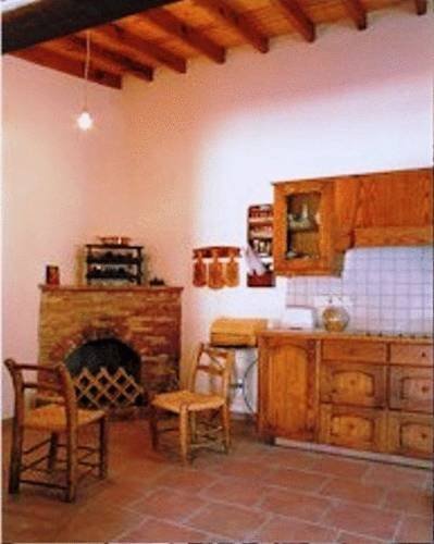 Литродонтас: Avli Traditional Houses