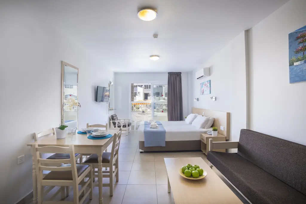 Айя-Напа: Christabelle Hotel Apartments
