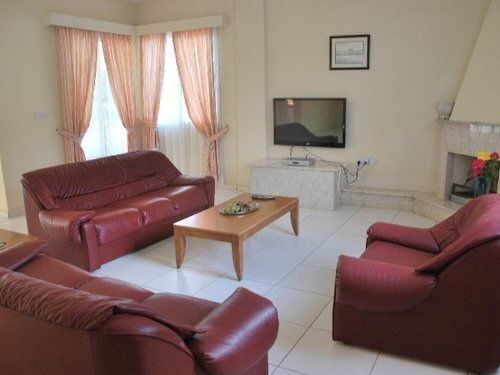 Пейя: Amalthia Villas