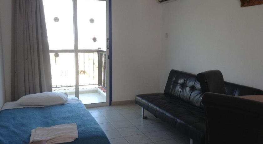 Айя-Напа: Aphelandra Hotel Apartments