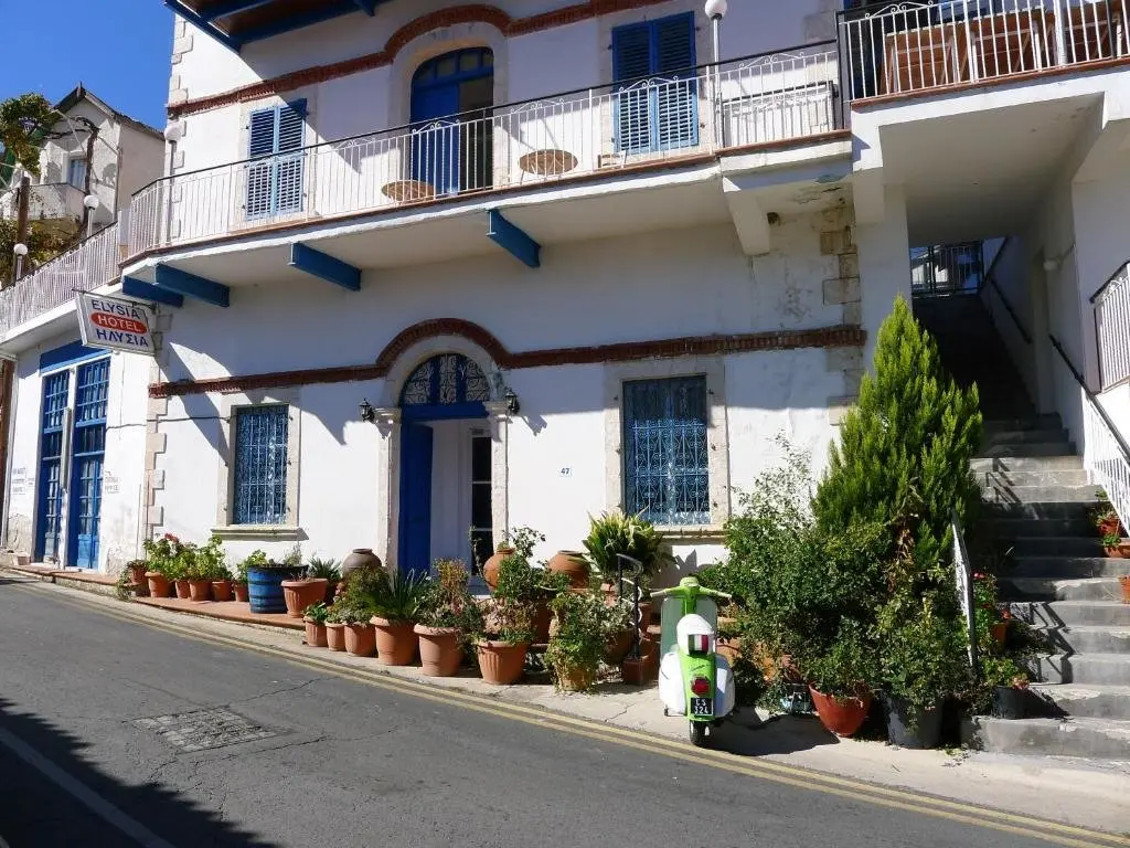 Педулас: Elyssia Hotel