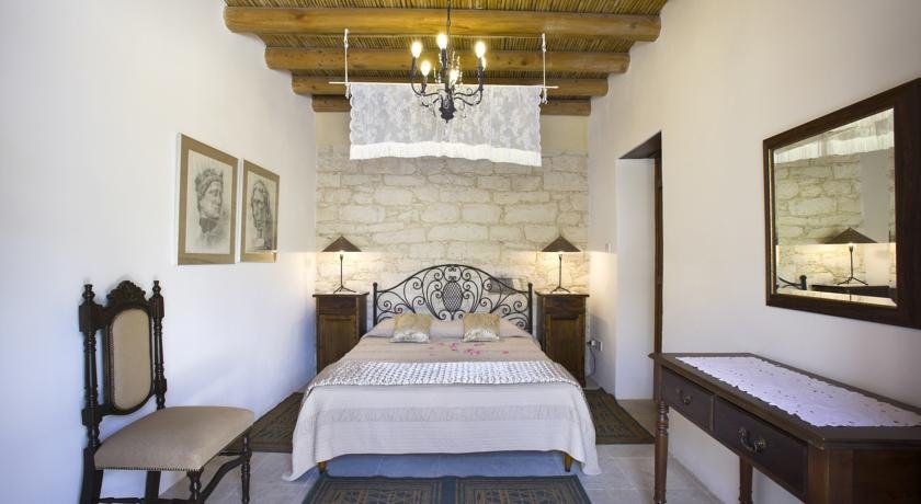 Апсиоу: Anerada House