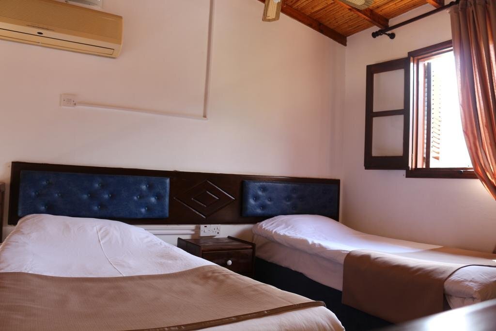 Озанкей: Five Fingers Holiday Bungalows