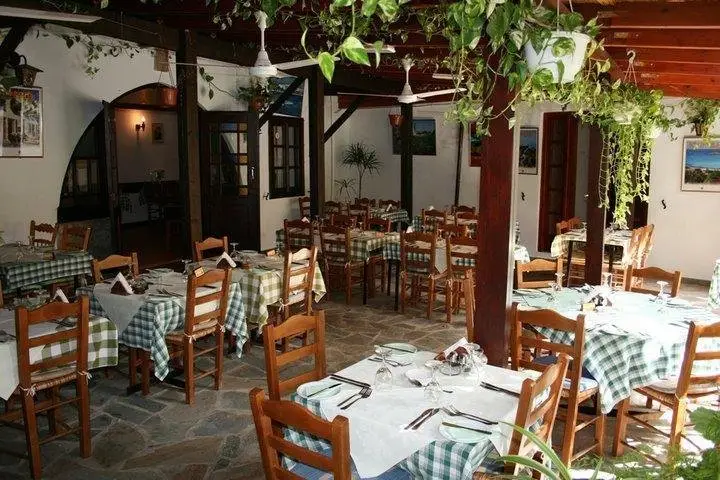 Писсури: The Bunch Of Grapes Inn