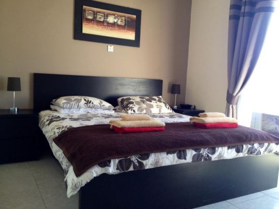 Пафос: Diana Townhouse