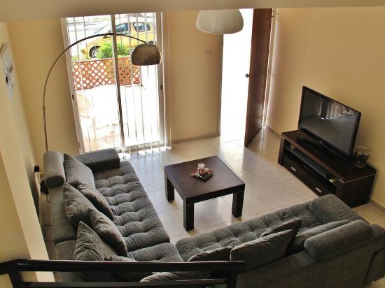 Пафос: Diana Townhouse