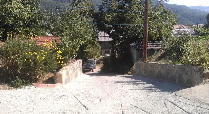 Какопетрия: Prodromos Hills