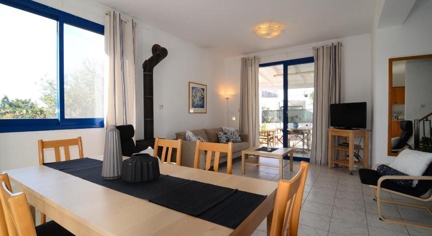 Полис Хрисохус: Sea Breeze Villas