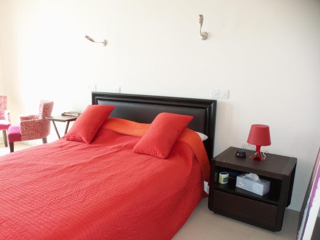 Помос: Beach Villa Pantheon