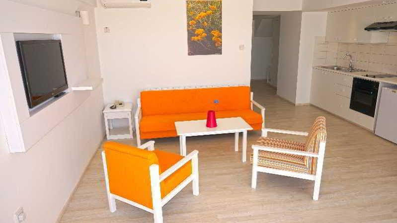Айя-Напа: Liquid Hotel Apartments