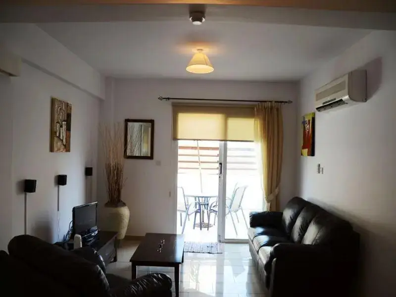 Протарас: Blue River Apartment