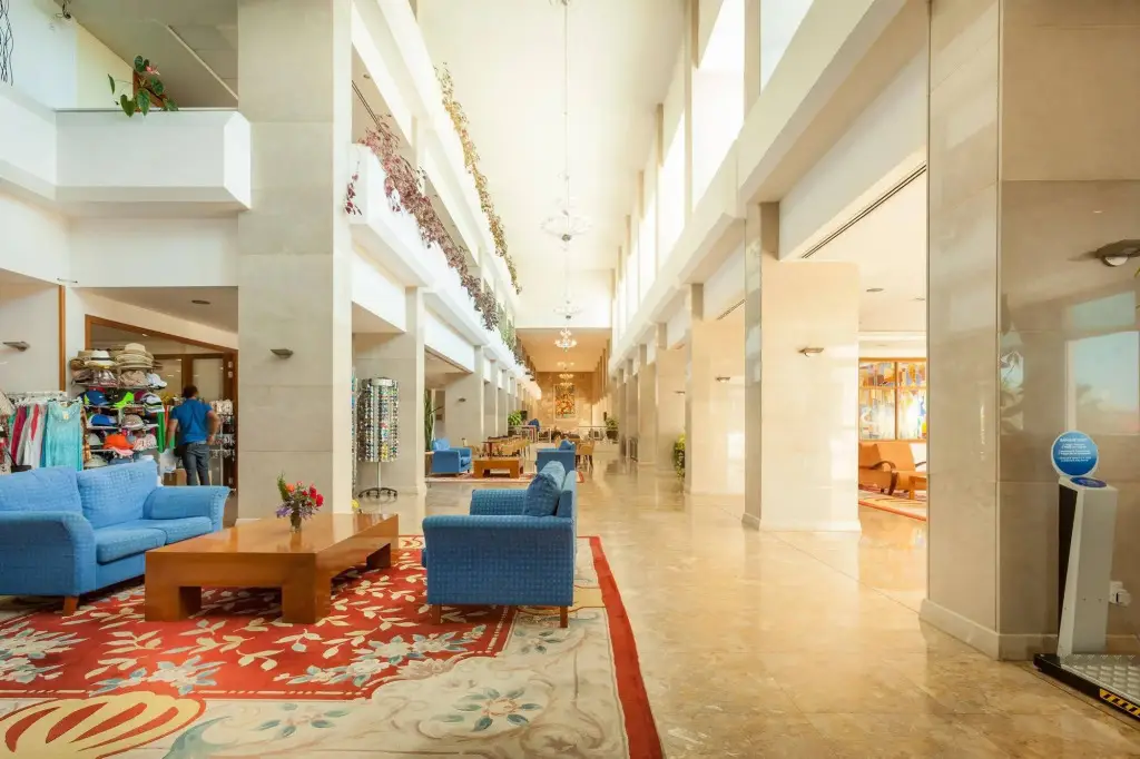 Пейя: Crown Resorts Horizon