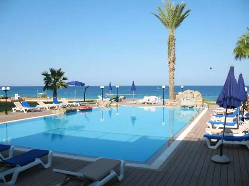 Протарас: one bedroom apartment in Fig tree bay