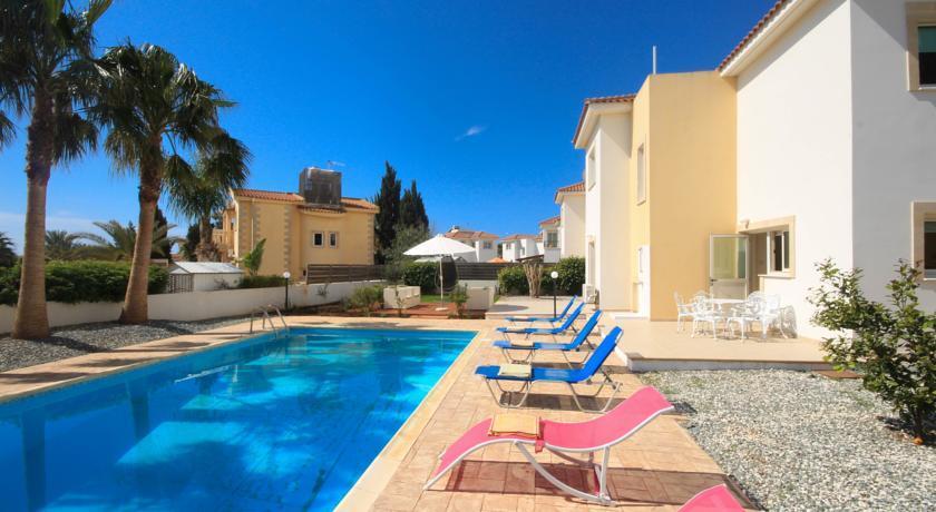 Айя-Напа: Villa Blue Palms