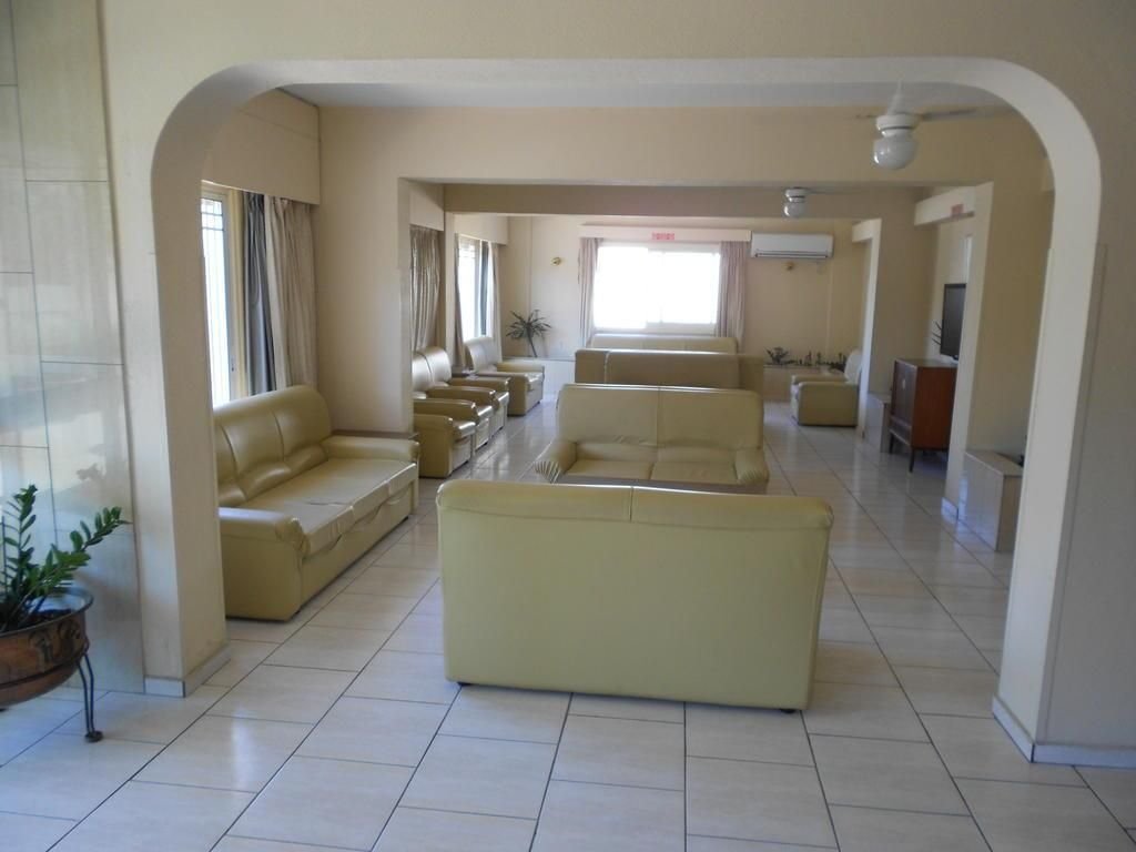 Агиа-Варвара: Denis Hotel