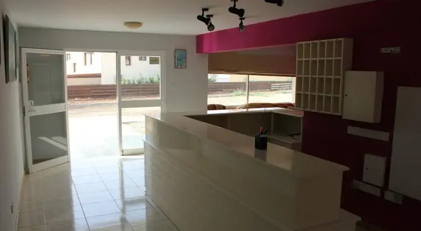Гермасойя: Parojim Apartments