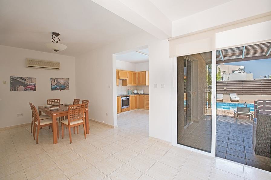 Протарас: PRM5 Villa Marilia