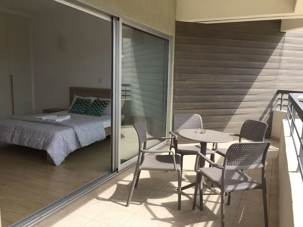 Лимассол: Eden Beach Apartment No. 505