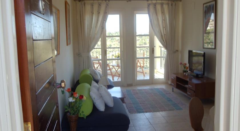 Куклия: Adonis Apartments